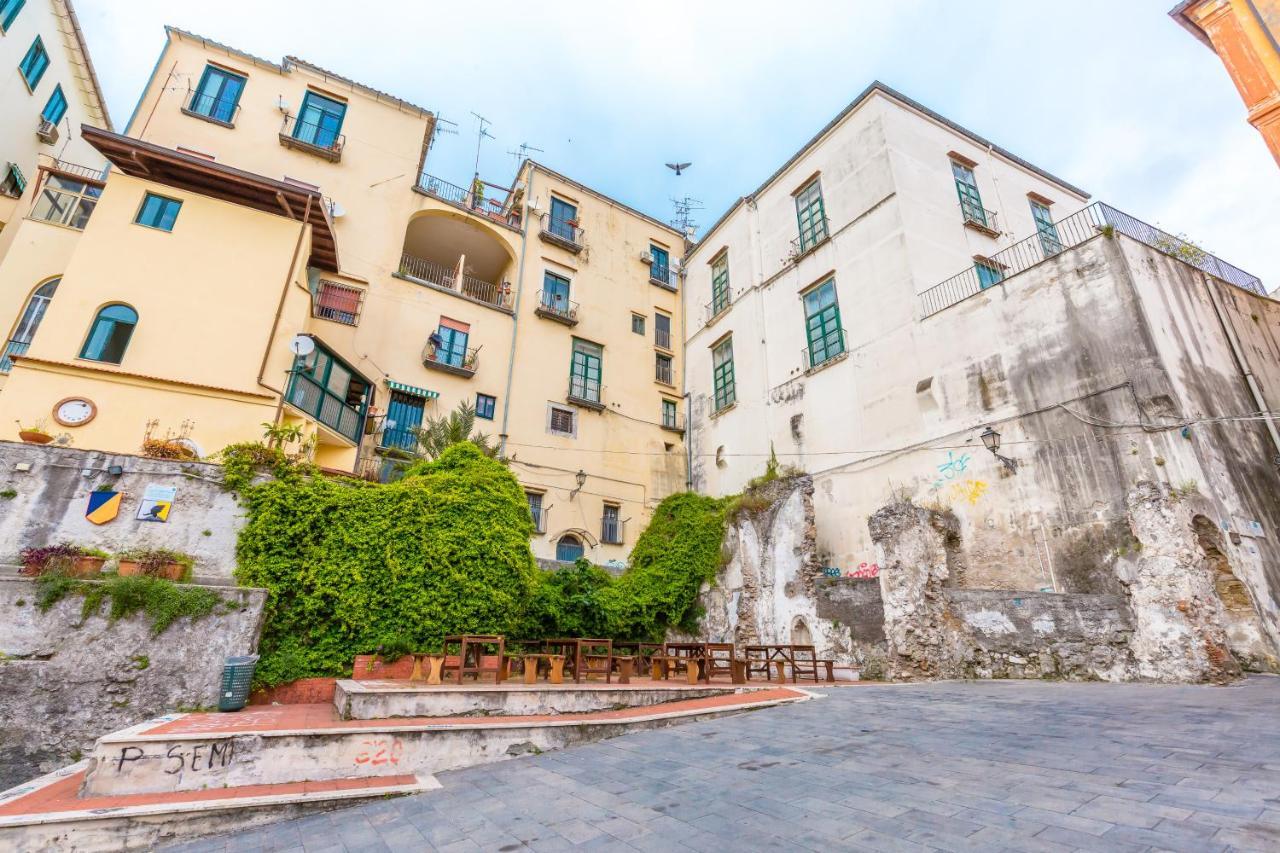 Apartamento Starhost - Terazza Barbuti Salerno Exterior foto